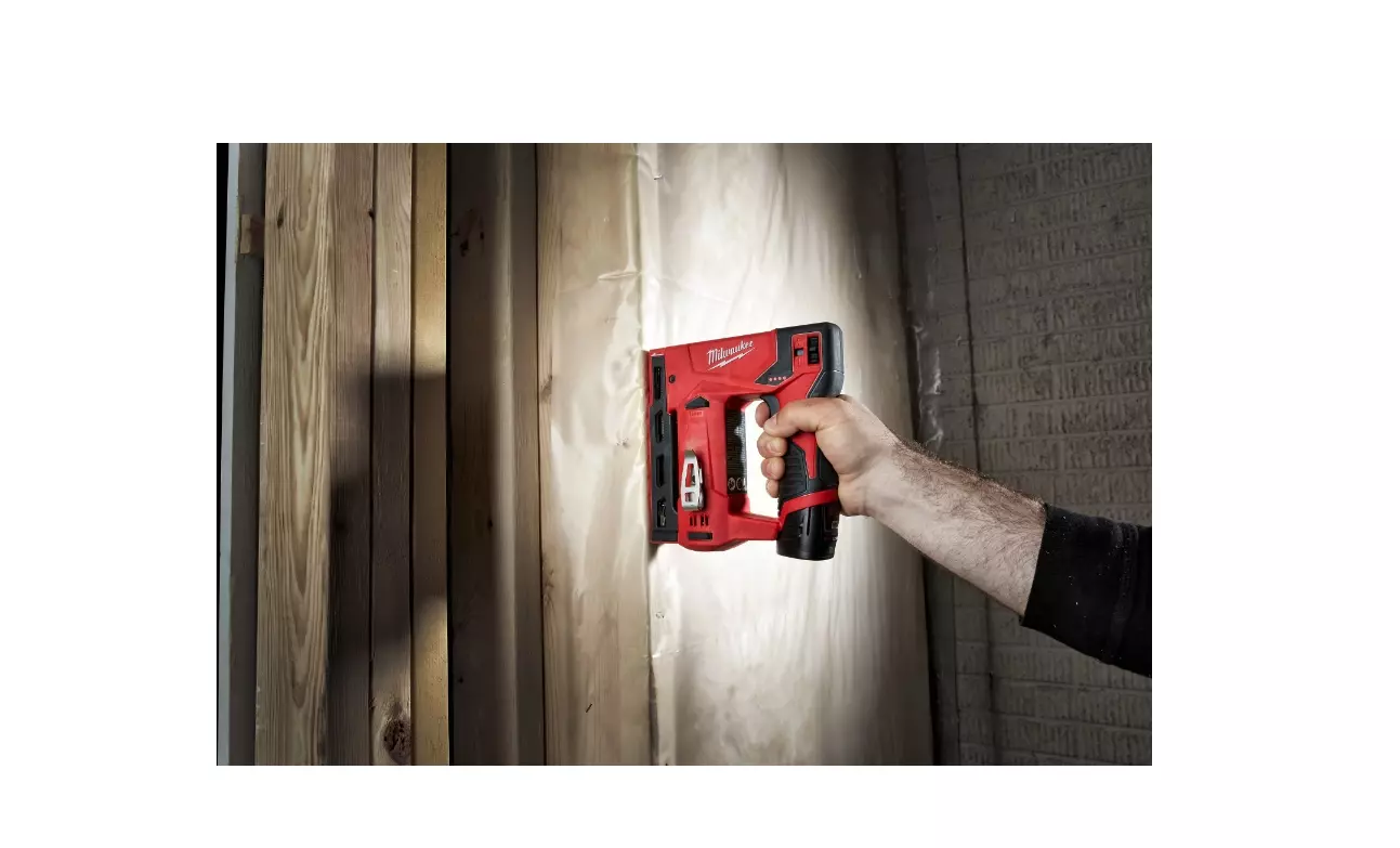 Agrafeuse à Câble Milwaukee 12V + Agrafes Isolantes (lot De 2) - Neuf Sous Blister