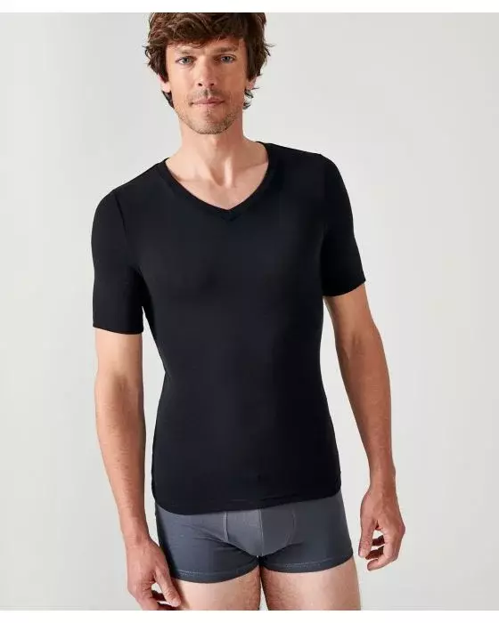 Tee-shirt DAMART Manches courtes - Chaleur 3 - Noir - T.3XL - 37795 Tee-shirt DAMART Manches courtes - Chaleur 3 - Noir - T.3XL - 37795