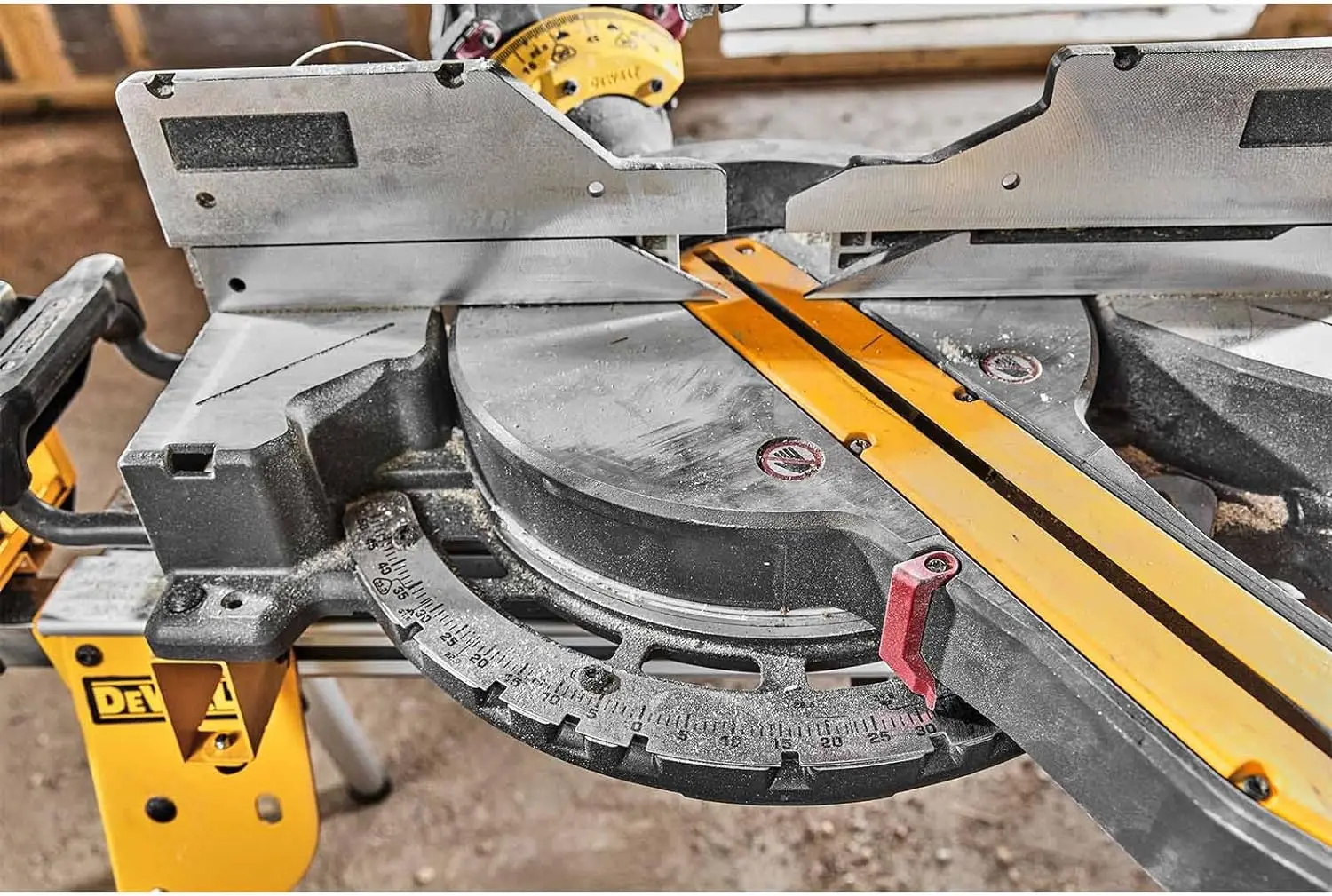Lame De Scie à Onglet Dewalt DT1161 305 Mm X 3,0 Mm Alésage 30 Mm - 48 Dents - Neuve