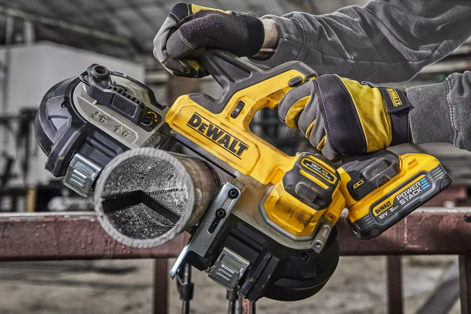 15 Lames De Scie Sauteuse à Métaux TopsTools T118B - Compatibles Bosch Dewalt Makita Milwaukee Pour Tôles Et Métaux