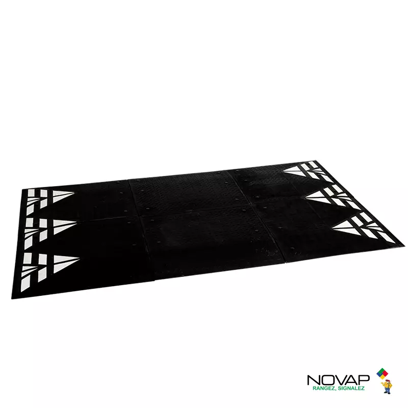 Coussin berlinois, ralentisseur conforme CEREMA - 3 m - Noir - NOVAP - 6100331 Coussin berlinois, ralentisseur conforme CEREMA - 3 m - Noir - NOVAP - 6100331