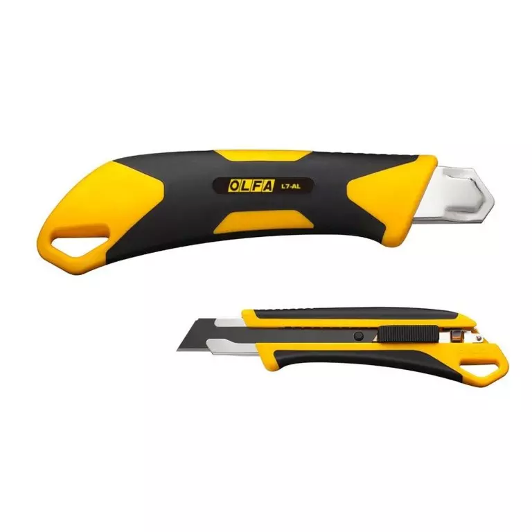 Cutter Olfa L7-AL X-Design avec lame 18 mm réglable par bouton poussoir - CARPENTRAS SIGN - OL24324 Cutter Olfa L7-AL X-Design avec lame 18 mm réglable par bouton poussoir - CARPENTRAS SIGN - OL24324