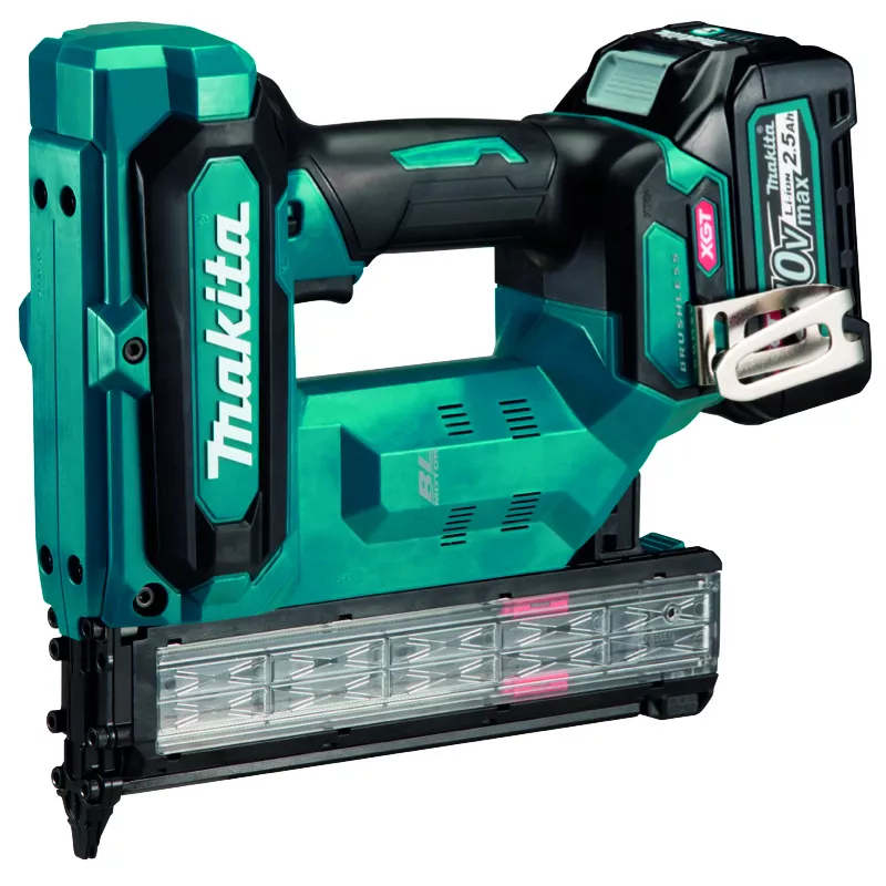 Cloueur finette 18GA 40V + Makpac + 2 batteries 2.0 Ah BL4020 MAKITA - FN001GA201 Cloueur finette 18GA 40V + Makpac + 2 batteries 2.0 Ah BL4020 MAKITA - FN001GA201