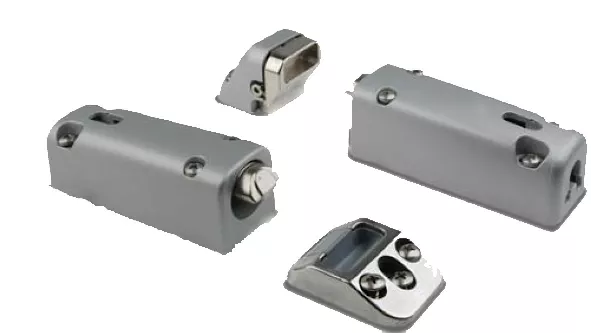 Kit de penes haut et bas FAPIM avec gache 8401 gris 9006 pour crémone pompier Panama - 8401_G5 Kit de penes haut et bas FAPIM avec gache 8401 gris 9006 pour crémone pompier Panama - 8401_G5