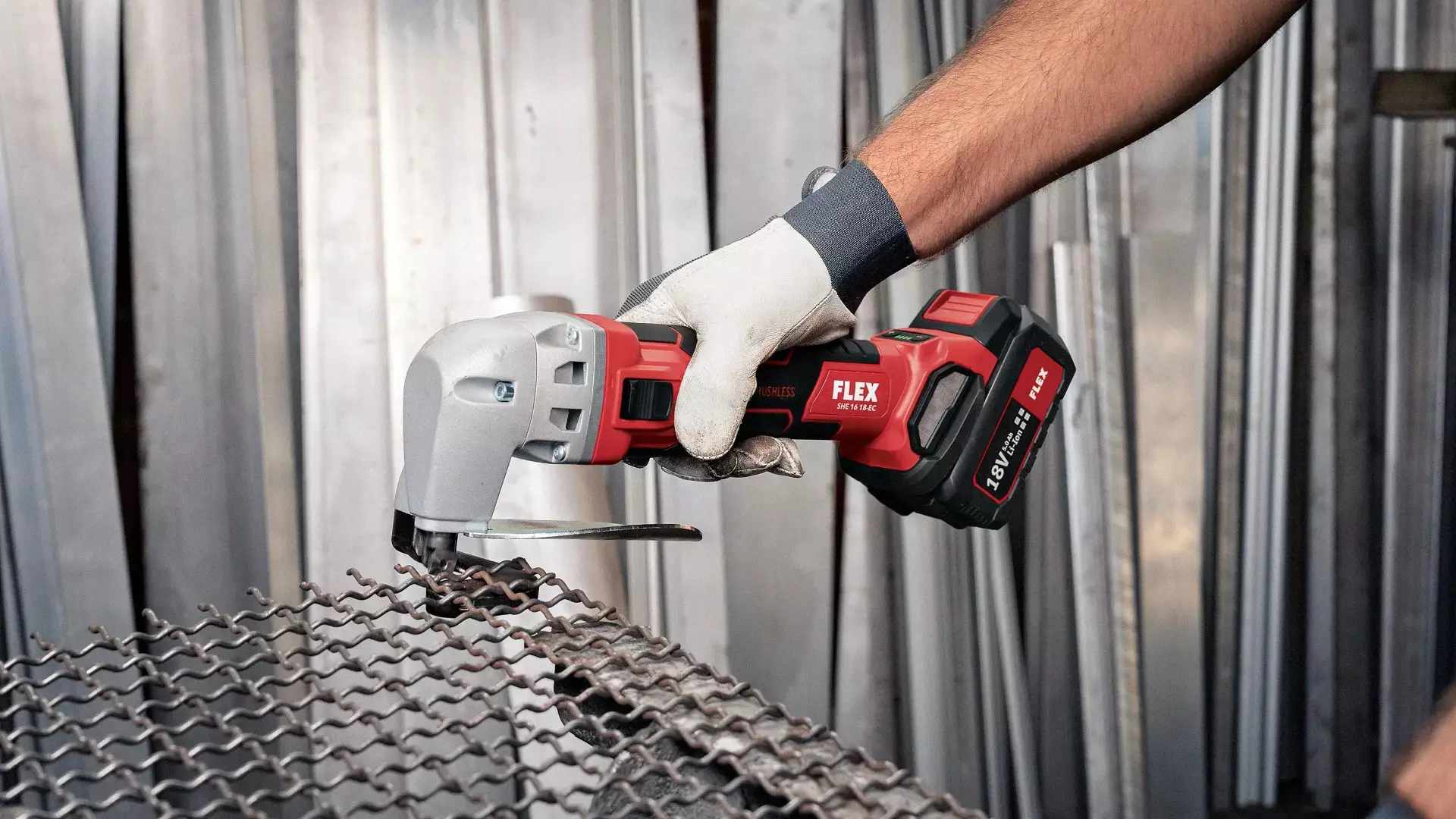 CISAILLE A TOLE PROFESSIONNELLE - Outillage