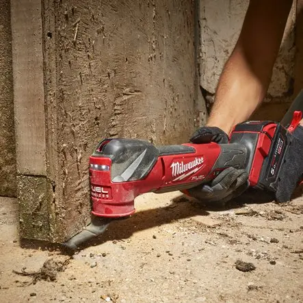Outil multifonction sans fil | M18 BMT-421C - MILWAUKEE Outil multifonction sans fil | M18 BMT-421C - MILWAUKEE