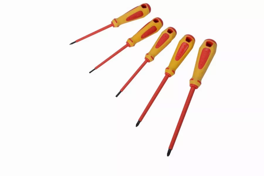 Jeu de 5 tournevis fente et pozidriv isoles 1000v SAM - ZTBPZJ5 Jeu de 5 tournevis fente et pozidriv isoles 1000v SAM - ZTBPZJ5
