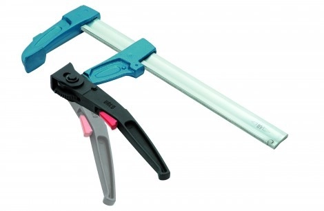 Presse rapide à levier URKO - serrage 300mm - saillie 107mm - rail 35x8mm - 4003L