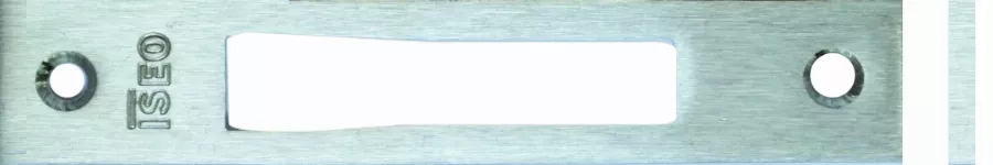 Gâche plate ISEO haute ou basse inox pour Electa - 24x3x132 mm - 038020 Gâche plate ISEO haute ou basse inox pour Electa - 24x3x132 mm - 038020