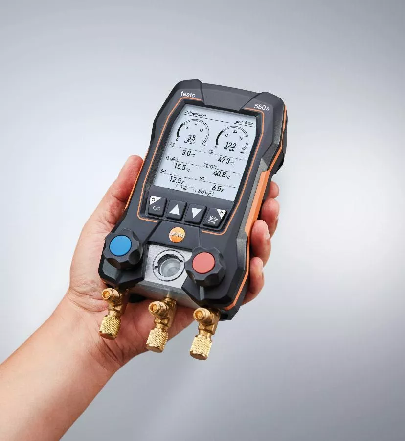 Kit standard 550S avec flexibles maniflod électronique intelligent - TESTO - 0564 5504 Kit standard 550S avec flexibles maniflod électronique intelligent - TESTO - 0564 5504